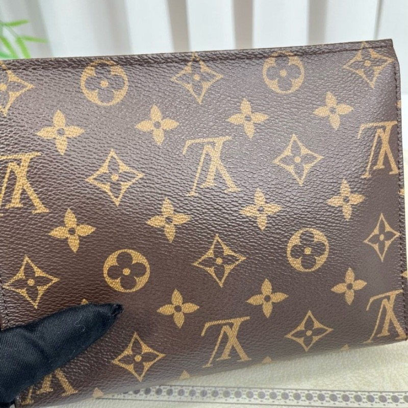 LV路易威登 老花洗漱包手拿包 經典老花 金色五金 拉鍊順滑 容量合適 日常通勤百搭實用-12