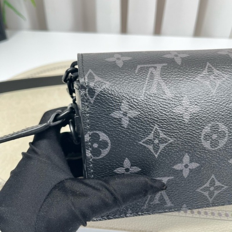 LV路易威登 芯片款 Steamer黑武士曲別針迴形針盒子包 經典老花 黑色 鏈條裝飾 單肩斜挎都可以-17