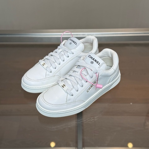 CHANEL香奈兒 白金字母Logo板鞋  35.5 碼