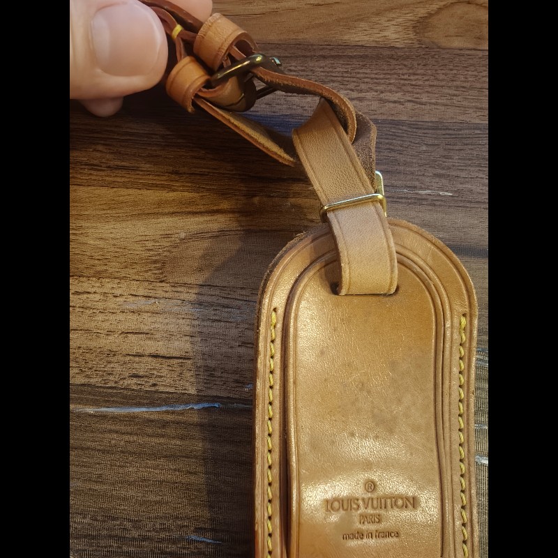 日本帶回絕版中古LV旅行包包皮革吊牌,絕版品難免有歲月痕跡,完美主義者請勿結標,謝謝KO-4