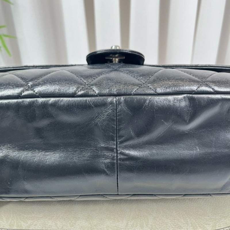 sh zym CHANEL香奈兒 20開 黑銀油蠟皮壓克力手柄衣架包 容量大 包型立挺 時尚亮眼 經典百搭-8