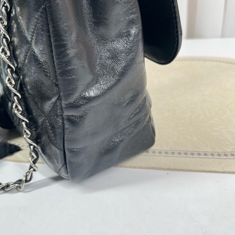 sh zym CHANEL香奈兒 20開 黑銀油蠟皮壓克力手柄衣架包 容量大 包型立挺 時尚亮眼 經典百搭-11