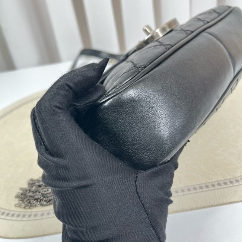 CHANEL香奈兒 18開 限定款愛丁堡系列 流蘇鏈條包 可單肩可斜挎 紅色內裡 復古有氣質 容量適中-7