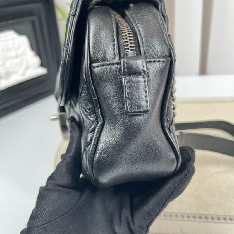 CHANEL香奈兒 18開 限定款愛丁堡系列 流蘇鏈條包 可單肩可斜挎 紅色內裡 復古有氣質 容量適中-17