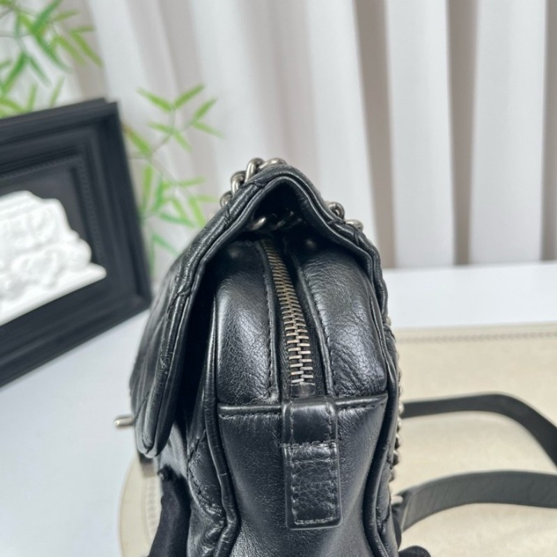 CHANEL香奈兒 18開 限定款愛丁堡系列 流蘇鏈條包 可單肩可斜挎 紅色內裡 復古有氣質 容量適中-18