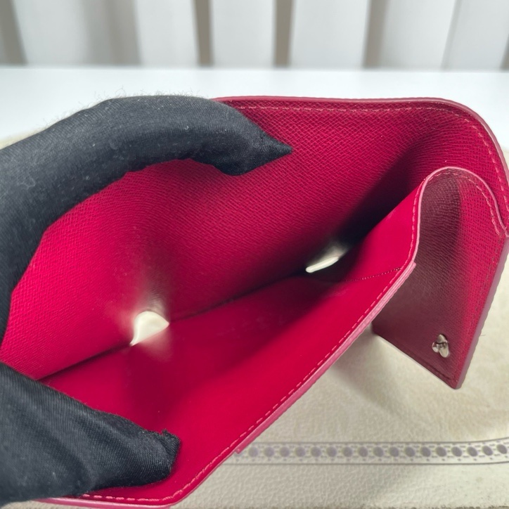 Louis Vuitton路易威登 水波紋短款三折疊豆豆錢包-5