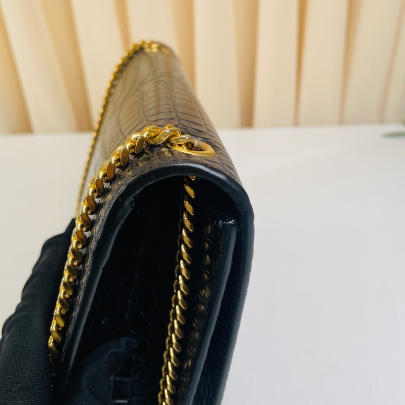 專櫃價2.6折!YSL聖羅蘭 Kate 鱷魚壓紋黑金流蘇 單肩斜挎鏈條包 流蘇的靈動性很強 上身超有氣質-15