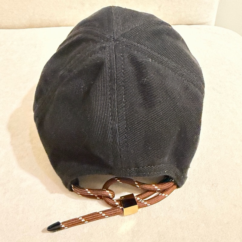 MIUMIU抽繩老帽 鴨舌帽 黑色 現貨正品 L碼-8