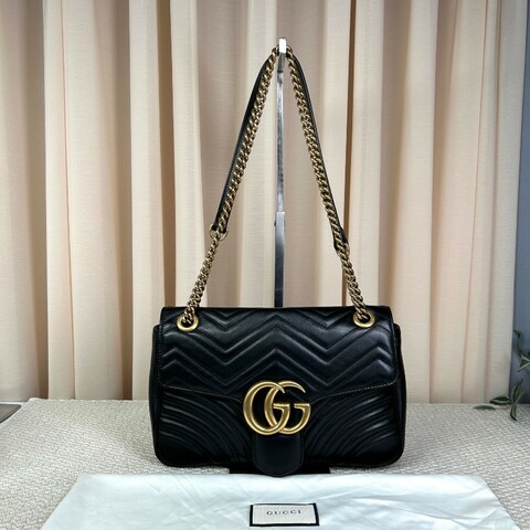 GUCCI古馳馬蒙30單肩斜挎包 古金色的經典雙G標誌 整體飽滿又精緻 出門輕便又百搭