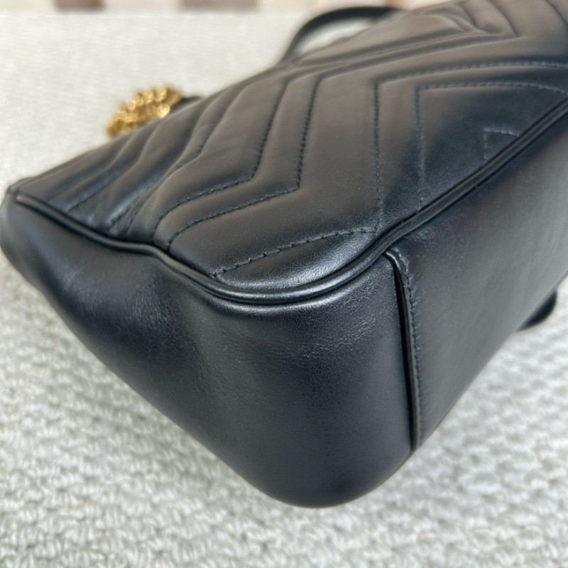 GUCCI古馳馬蒙30單肩斜挎包 古金色的經典雙G標誌 整體飽滿又精緻 出門輕便又百搭-9