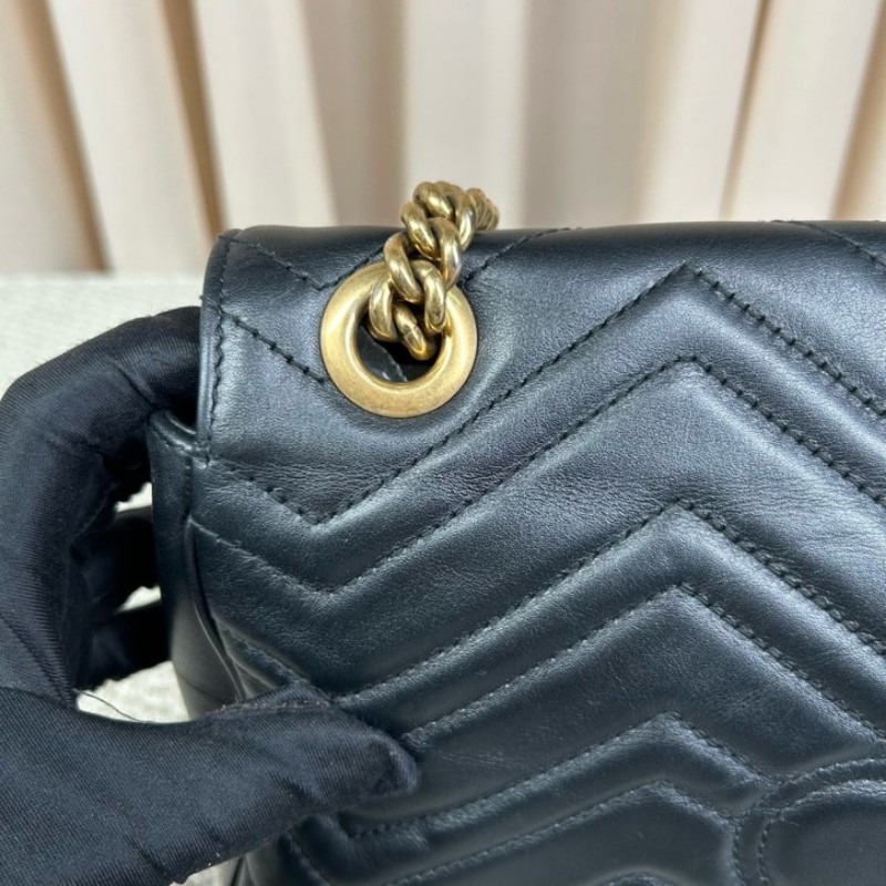 GUCCI古馳馬蒙30單肩斜挎包 古金色的經典雙G標誌 整體飽滿又精緻 出門輕便又百搭-15