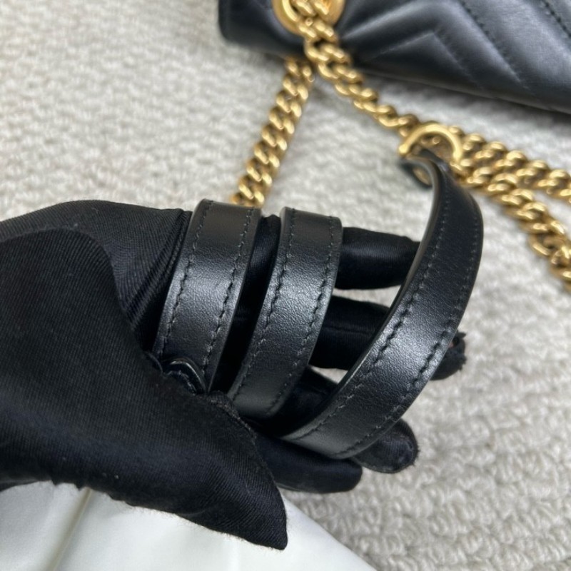 GUCCI古馳馬蒙30單肩斜挎包 古金色的經典雙G標誌 整體飽滿又精緻 出門輕便又百搭-16