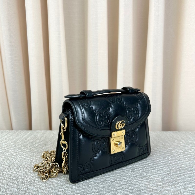 Gucci古馳黑金全皮郵差包 經典GG壓紋 金色鎖扣 鏈條肩帶 可單肩可斜挎可手提 容量實用 日常通勤百搭-2