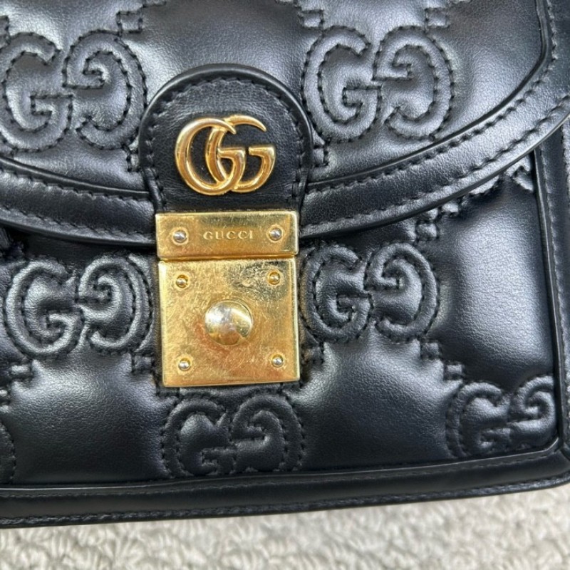 Gucci古馳黑金全皮郵差包 經典GG壓紋 金色鎖扣 鏈條肩帶 可單肩可斜挎可手提 容量實用 日常通勤百搭-20