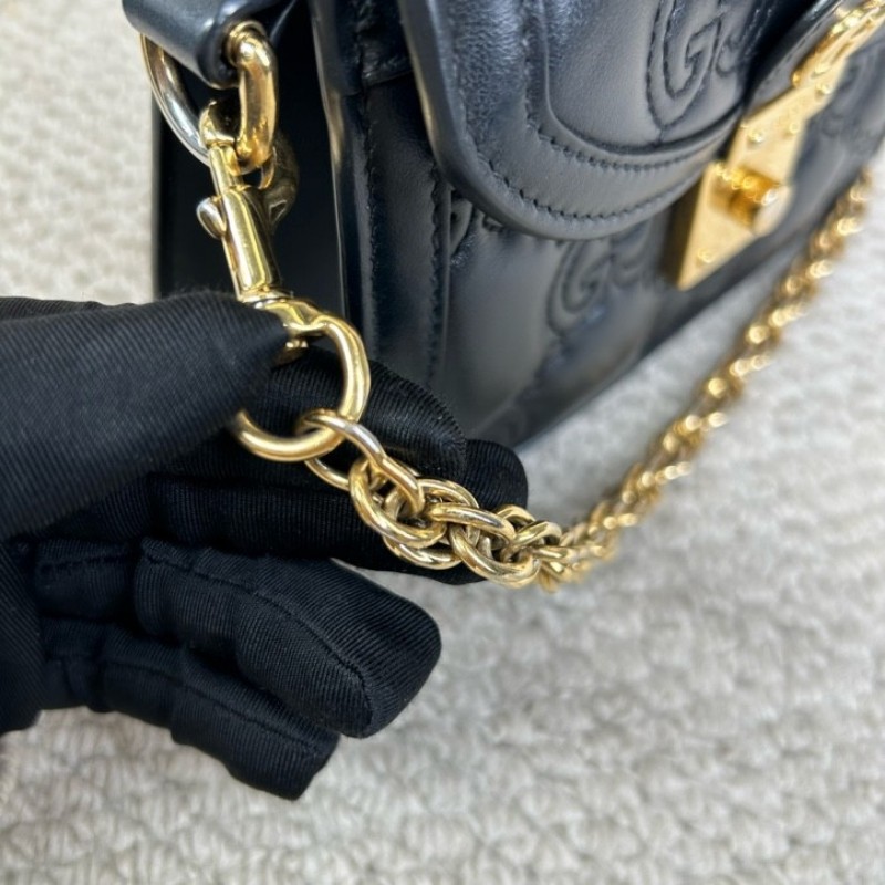 Gucci古馳黑金全皮郵差包 經典GG壓紋 金色鎖扣 鏈條肩帶 可單肩可斜挎可手提 容量實用 日常通勤百搭-21