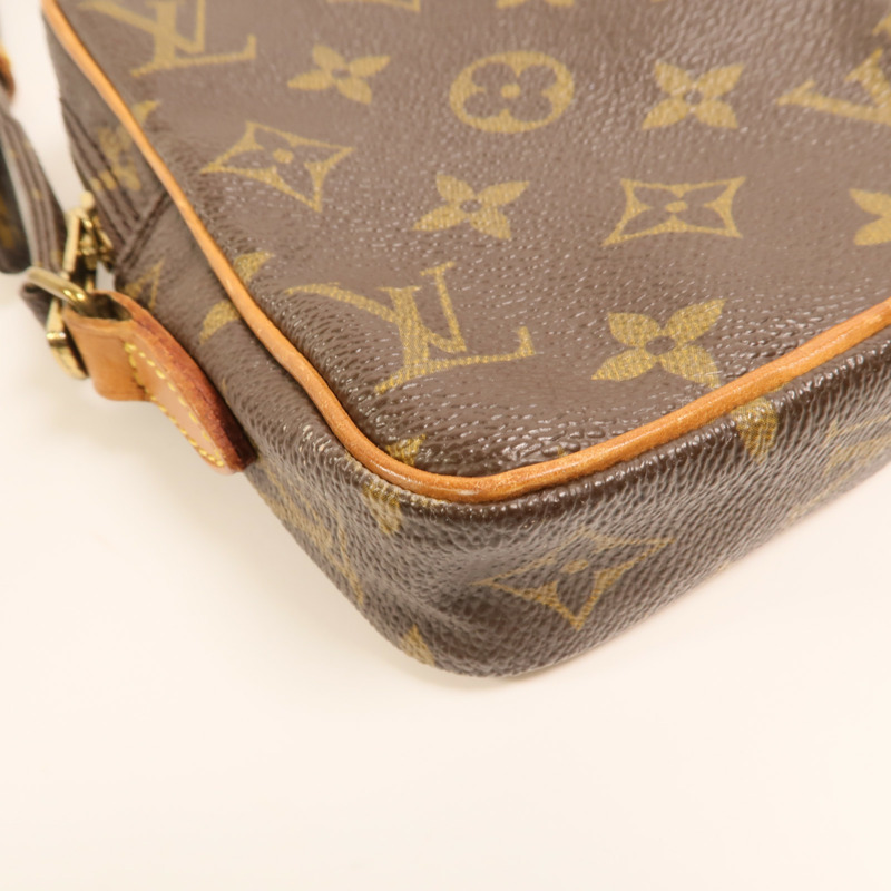 LOUIS VUITTON Monogram Danube Mini Bag金扣肩背袋-10