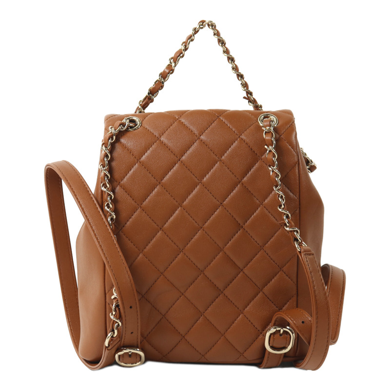 CHANEL 牛皮皮革Backpack金扣鏈帶背包-1