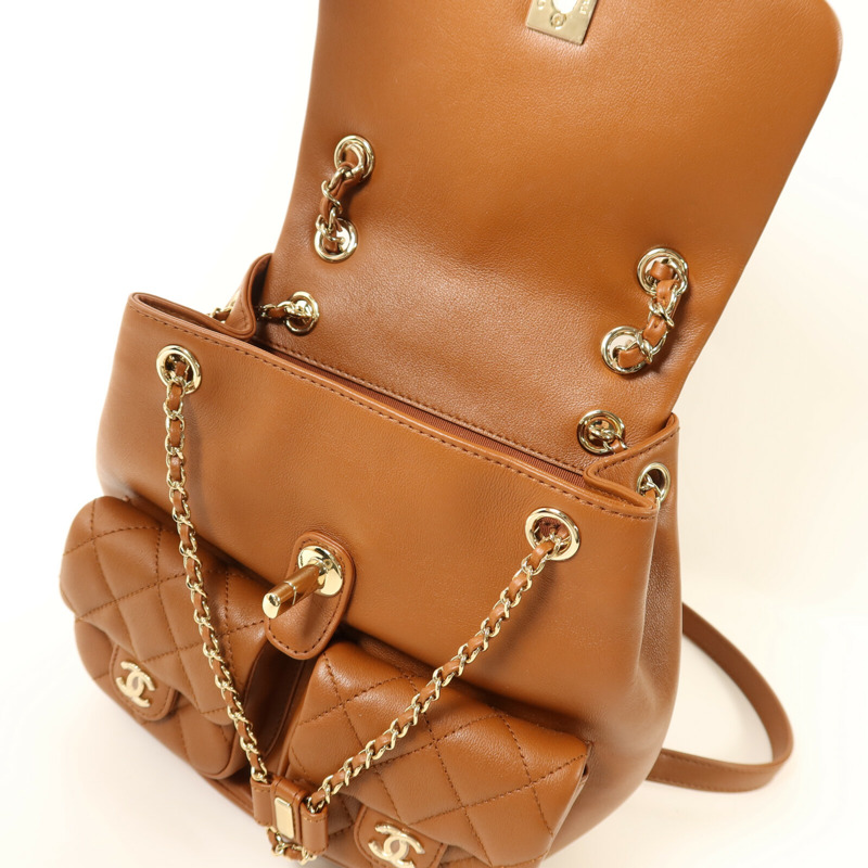 CHANEL 牛皮皮革Backpack金扣鏈帶背包-5