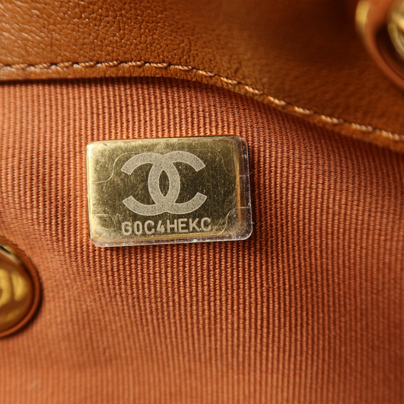 CHANEL 牛皮皮革Backpack金扣鏈帶背包-7