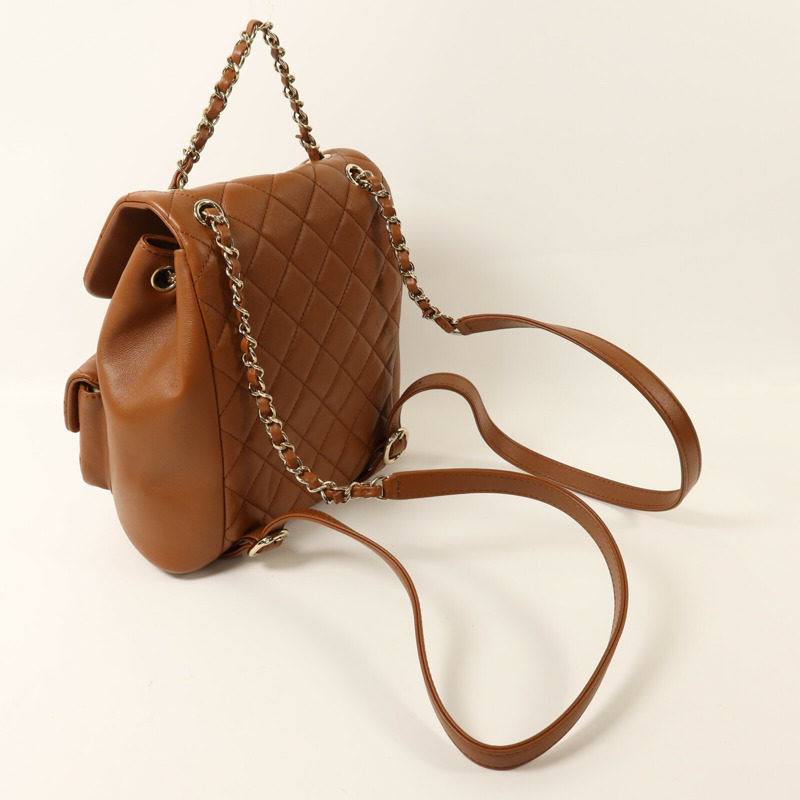 CHANEL 牛皮皮革Backpack金扣鏈帶背包-8