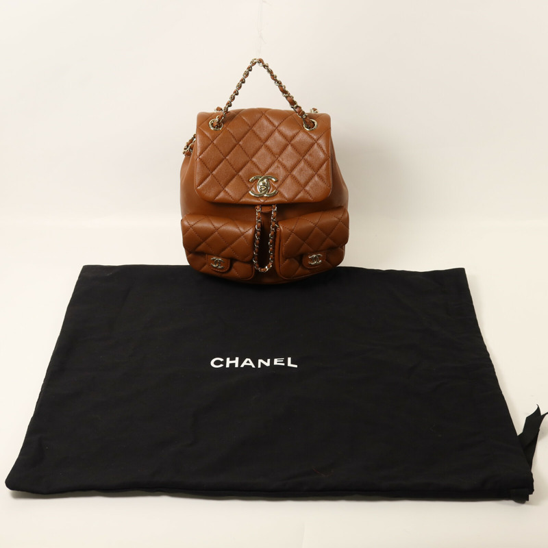 CHANEL 牛皮皮革Backpack金扣鏈帶背包-9