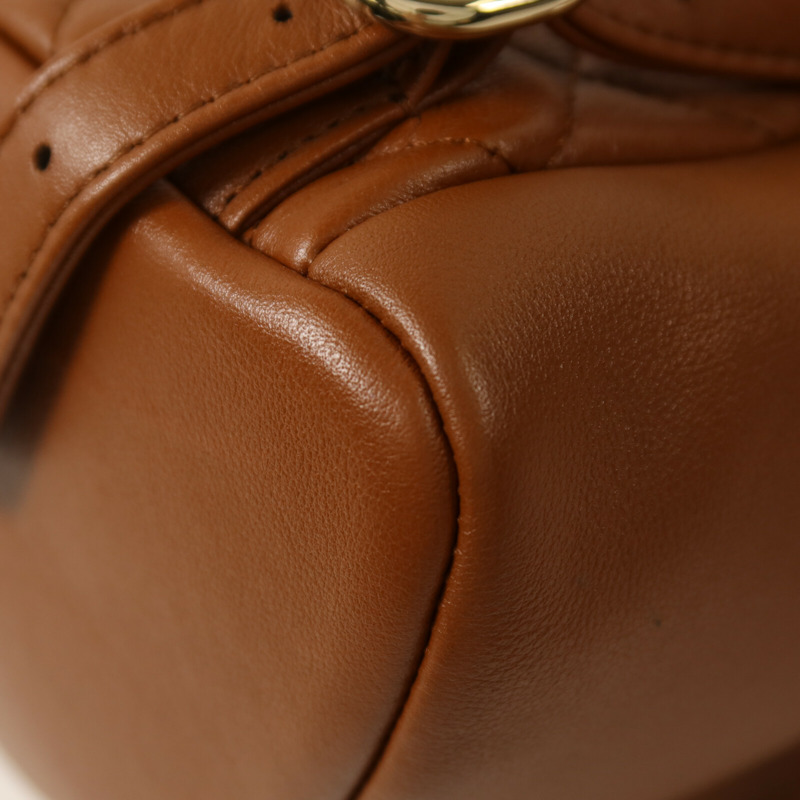 CHANEL 牛皮皮革Backpack金扣鏈帶背包-14