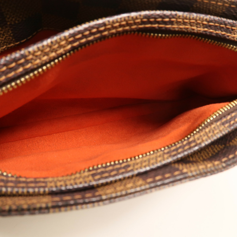 LOUIS VUITTON Damier Aubagne金扣肩背袋-4