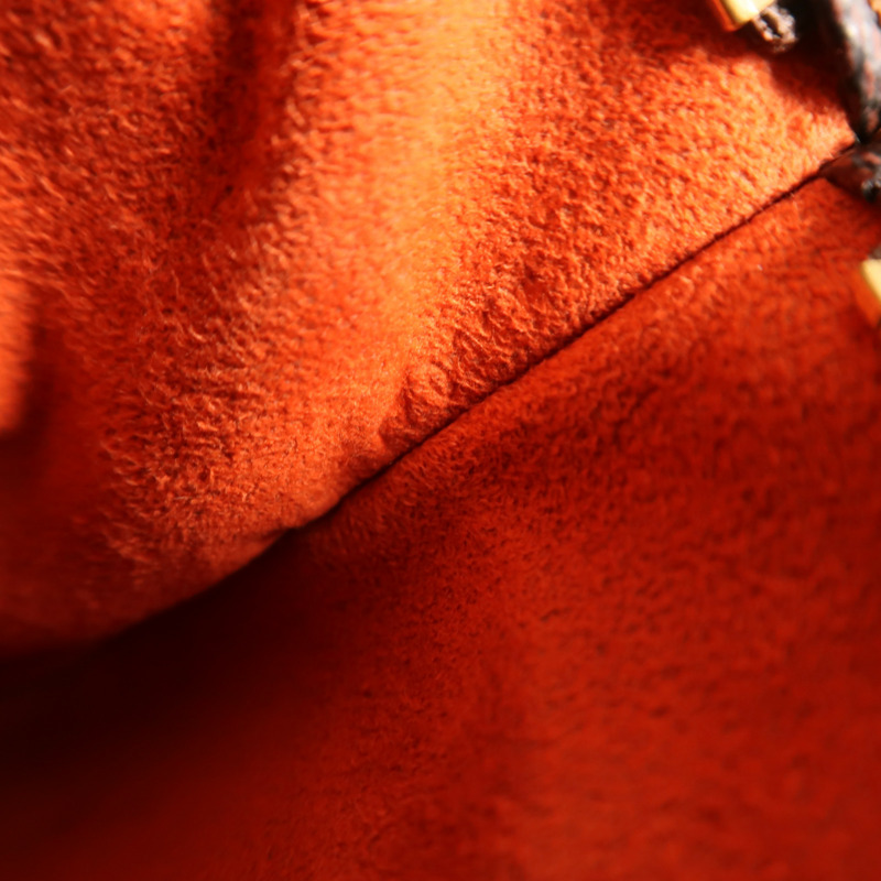 LOUIS VUITTON Damier Aubagne金扣肩背袋-6