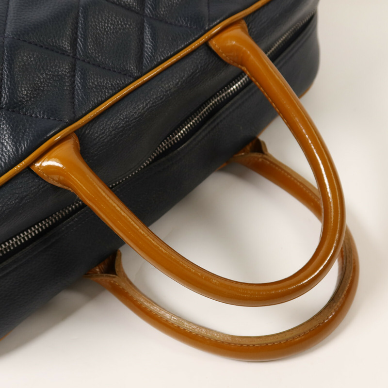 CHANEL 牛皮皮革Boston Bag銀扣手挽袋-7