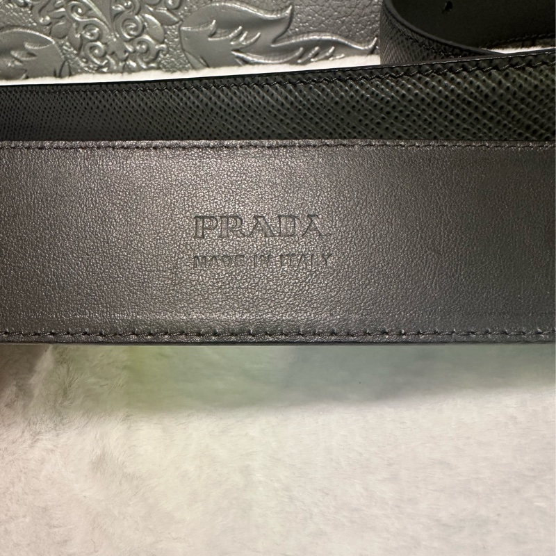 普拉達 Prada 經典的 Saffiano 荔枝紋(十字紋)皮革 灰色 男裝皮帶-10
