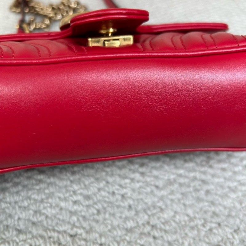 GUCCI古馳Marmont馬蒙22紅色鏈條包 包型挺括 鏈條設計 單肩斜挎都可以 日常百搭 顏值高 背很顯氣質-8