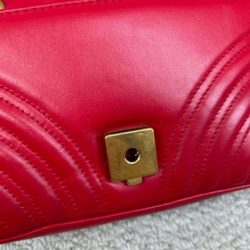 GUCCI古馳Marmont馬蒙22紅色鏈條包 包型挺括 鏈條設計 單肩斜挎都可以 日常百搭 顏值高 背很顯氣質-18