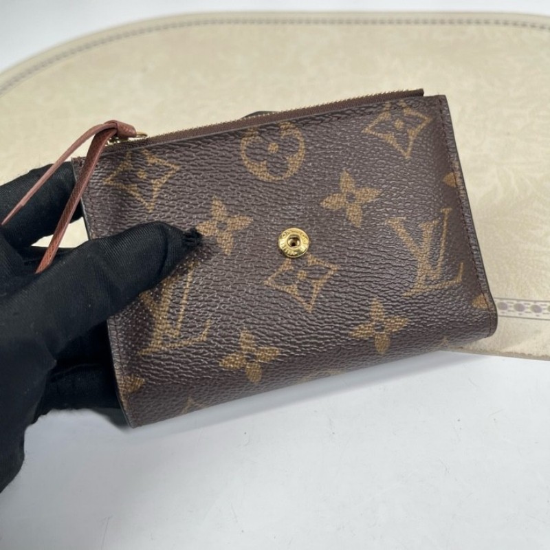 LV路易威登 老花短款三折疊豆豆錢包 經典老花配棕色內裡 內裡有隔層 可放現金-17