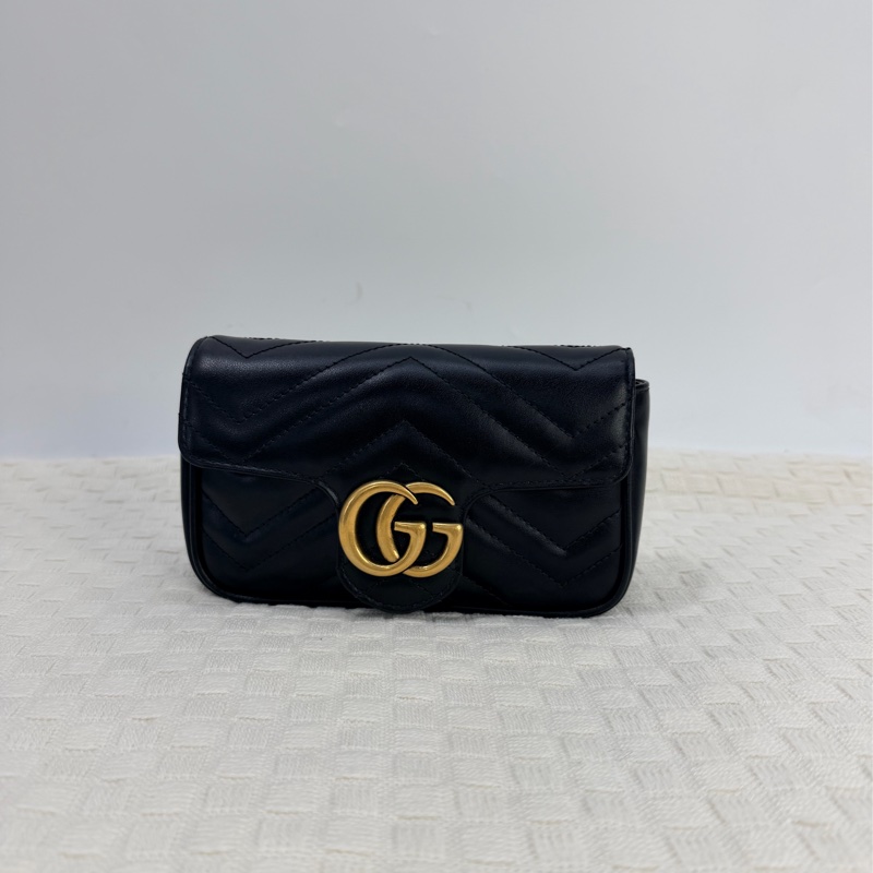 Gucci 黑牛皮霧金釦山形紋 Marmont Mini 下蓋斜背包-0