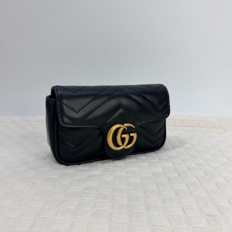 Gucci 黑牛皮霧金釦山形紋 Marmont Mini 下蓋斜背包-1