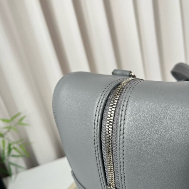 Balenciaga巴黎世家 灰色triangle三角包 手提單肩斜挎包 容量超級大 包型立挺 時尚潮流-14