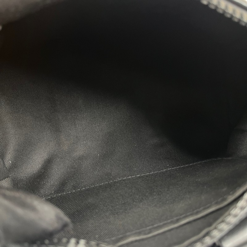 LV路易威登 24年票 無芯片 Keepall 25 黑色壓紋牛皮 經典老花壓紋 黑武士配色 容量可觀 肩帶可調節-12