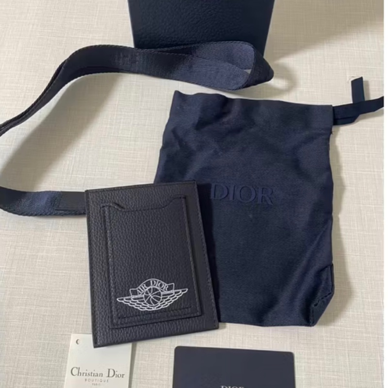 Dior x Air Jordan 限量聯名款 海軍藍 皮革識別證套 證件套 卡夾 名片夾 掛繩卡包-12