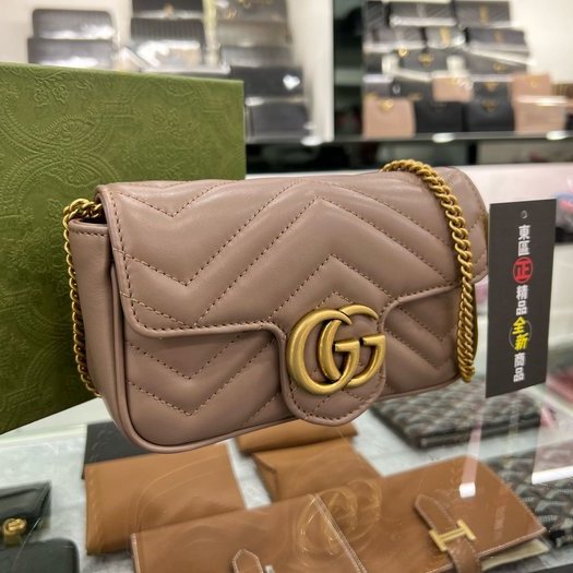 東區正精品㊣GUCCI Marmont Supermini 476433 全新迷你裸色V紋牛皮金鍊前釦式斜背包手拿包 RZ3697-1