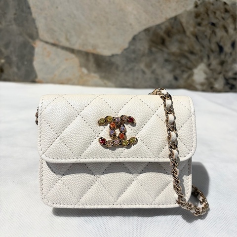 Chanel 亮彩掀蓋小側背