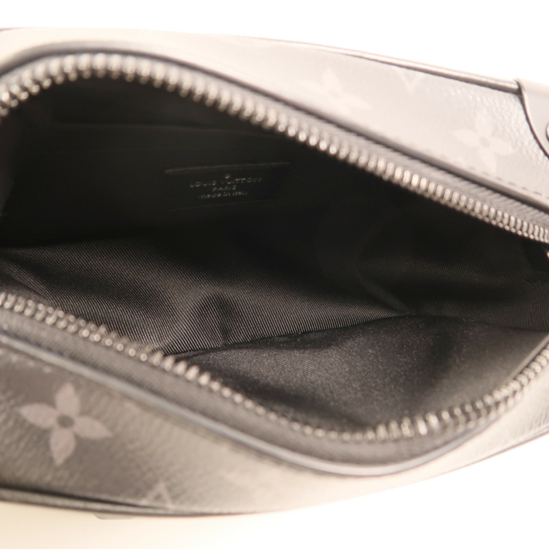 LOUIS VUITTON Monogram Eclipse Mini Soft Trunk肩背袋-4