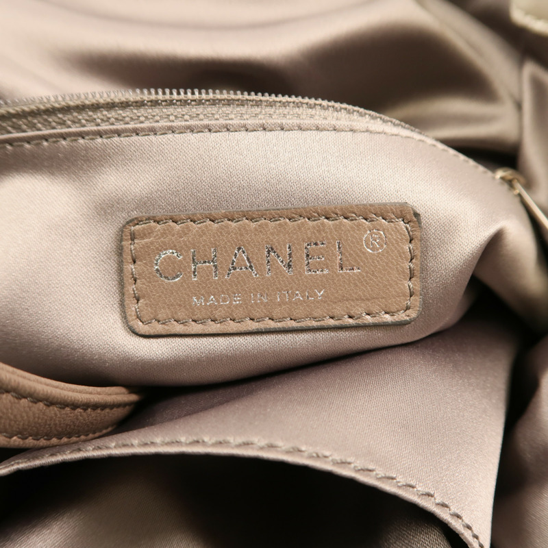 CHANEL PVC/羊毛Vinyl Mohair CC Bonbons Tote銀扣鏈帶肩背袋-5