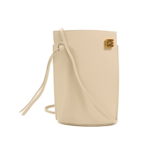 LOEWE 牛皮皮革Dice Pocket金扣肩背袋