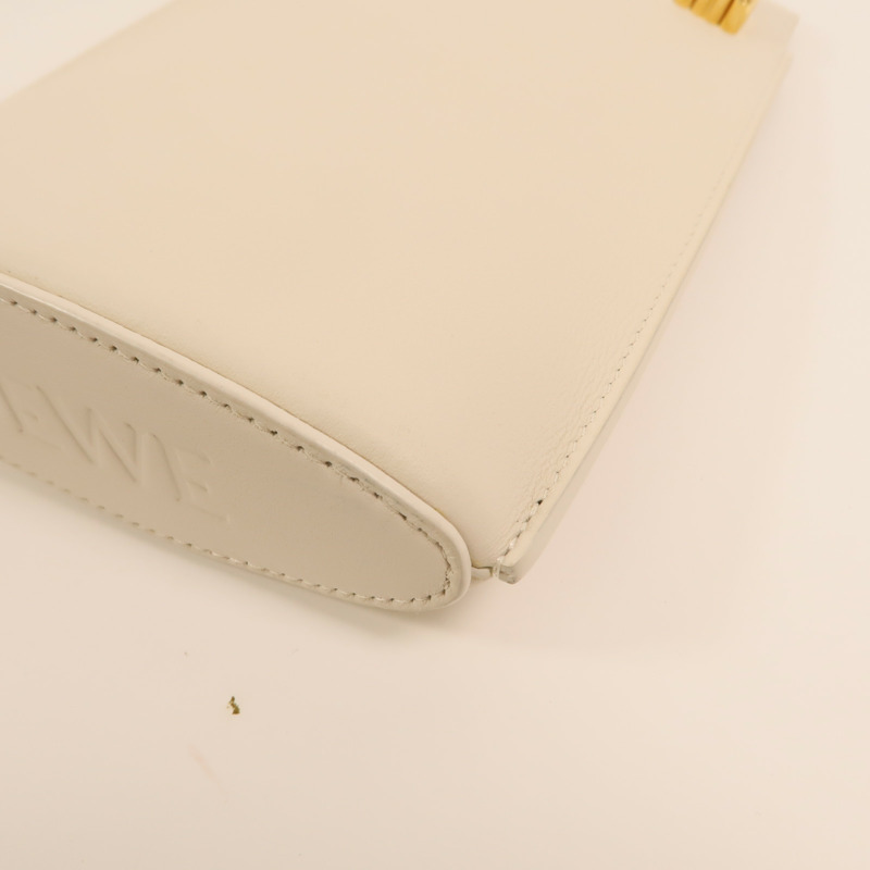 LOEWE 牛皮皮革Dice Pocket金扣肩背袋-10