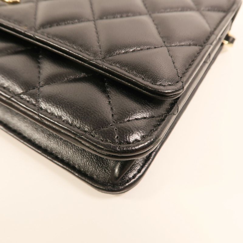 CHANEL 羊皮皮革WOC Wallet On Chain金扣鏈帶肩背袋-12
