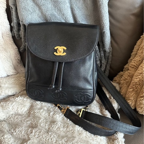 香奈兒 黑色魚子醬皮肩背包 雙肩包 後背包 黑色皮革 魚子醬 香奈兒 黑色牛皮 中古包 二手包  古董包 Vintage chanel black caviar backpack