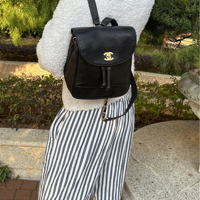香奈兒 黑色魚子醬皮肩背包 雙肩包 後背包 黑色皮革 魚子醬 香奈兒 黑色牛皮 中古包 二手包 古董包 Vintage chanel black caviar backpack-6