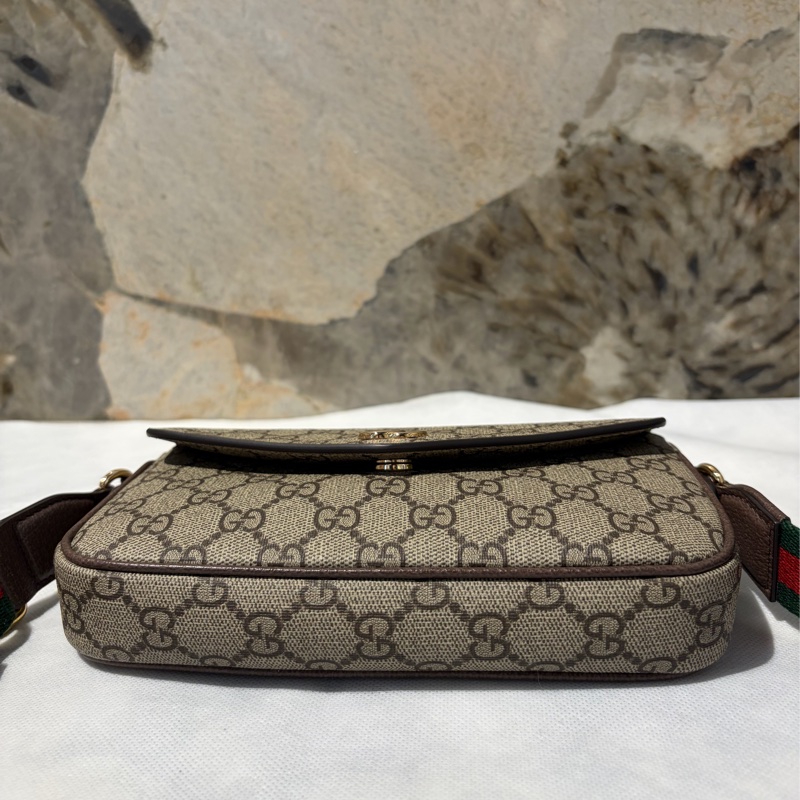 Gucci PVC信封斜背包-3