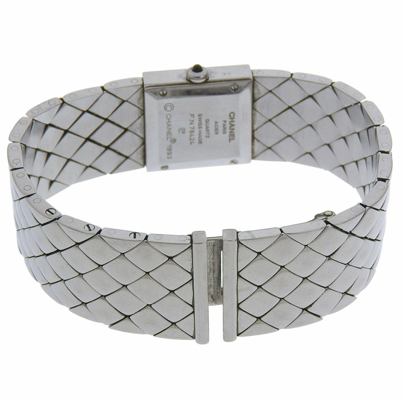 香奈兒 Matelasse H0009 不鏽鋼石英模擬腕錶，黑色錶盤，女士款-4