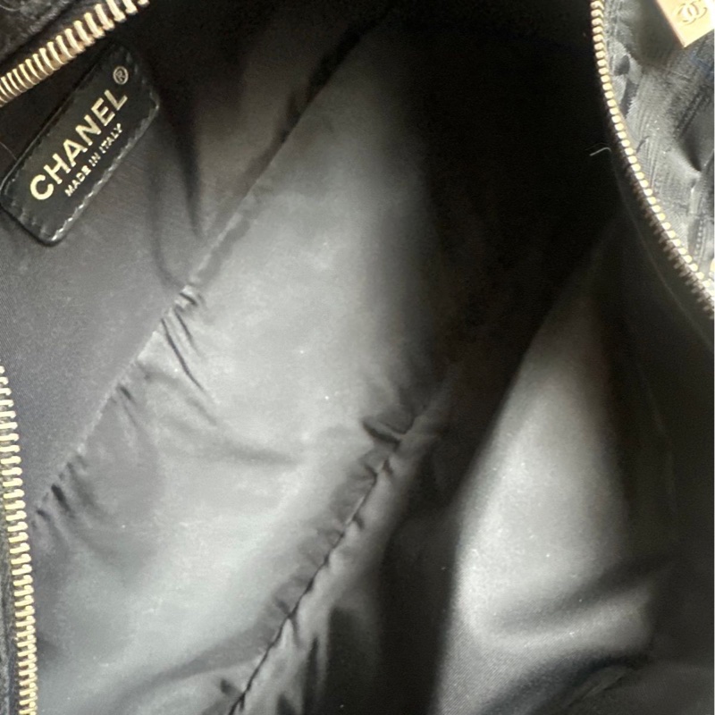 香奈兒 肩背包 腋下包 手提包 黑色 包 黑色尼龍 帆布 波士頓 旅遊系列 手提包 中古包包 chanel travel line boston bag-11